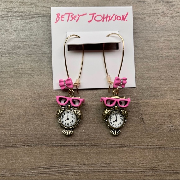 Betsey Johnson Owl Clock Earrings Dangle NWT - Picture 2 of 2